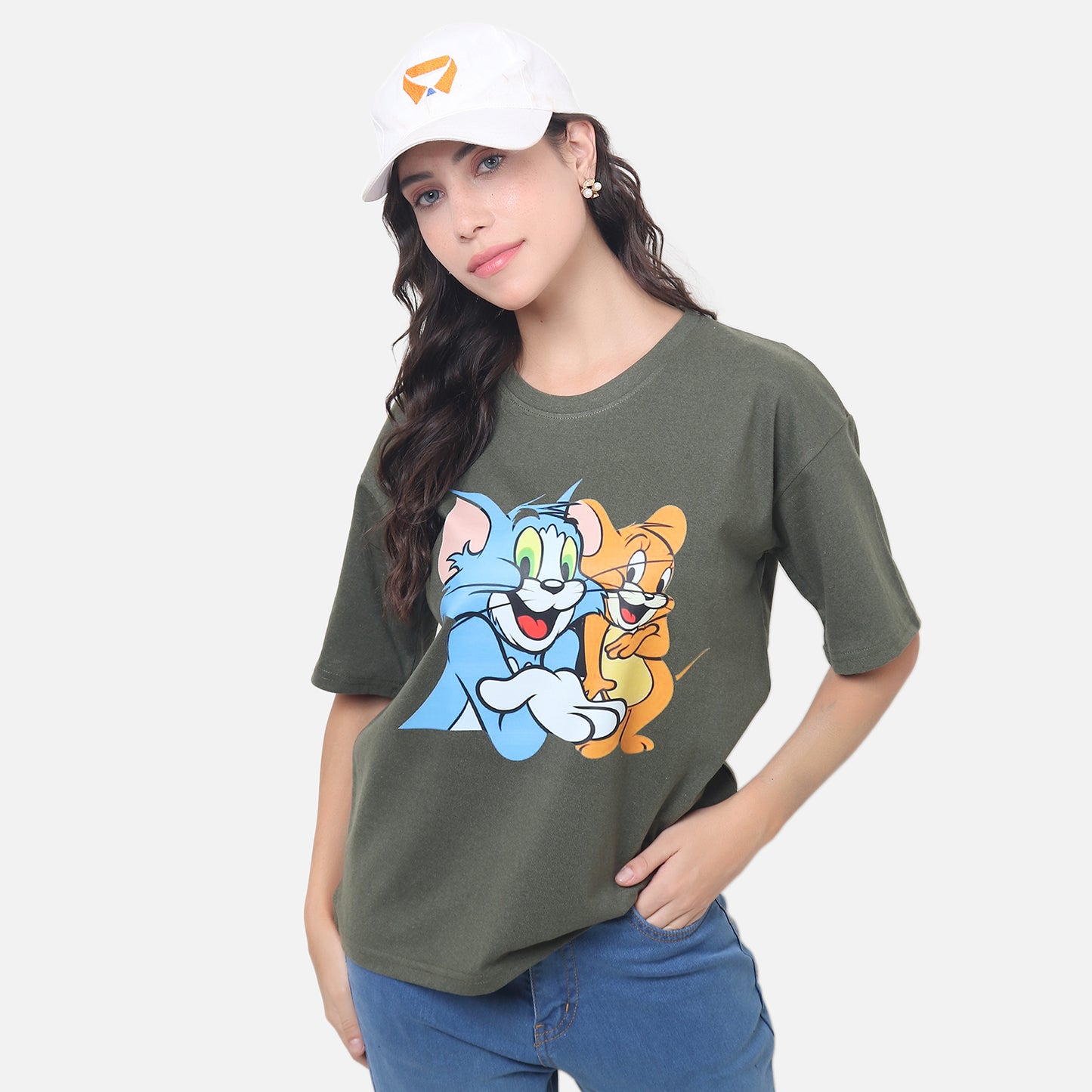 Tom & Jerry Oversized Graphic Tee Classic Cartoon Vibes in Comfort