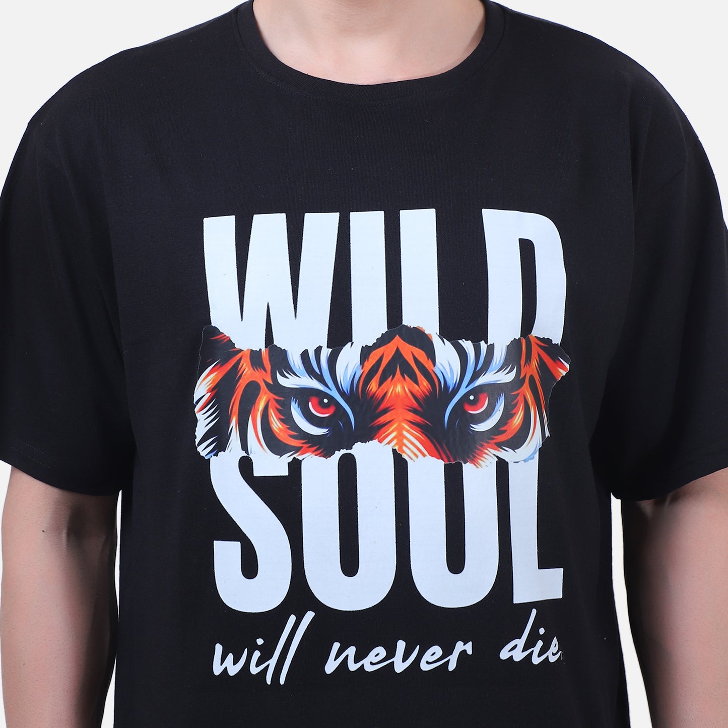 Wild Soul Graphic T-Shirt – Black Tiger Eyes Print Tee for Men
