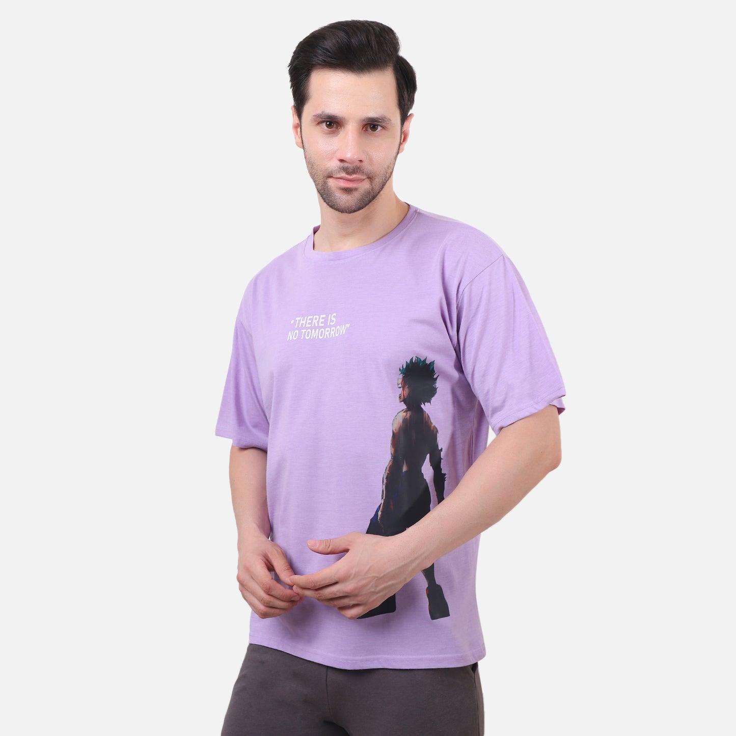 Fearless Spirit Anime Graphic T-Shirt – Lavender Edition