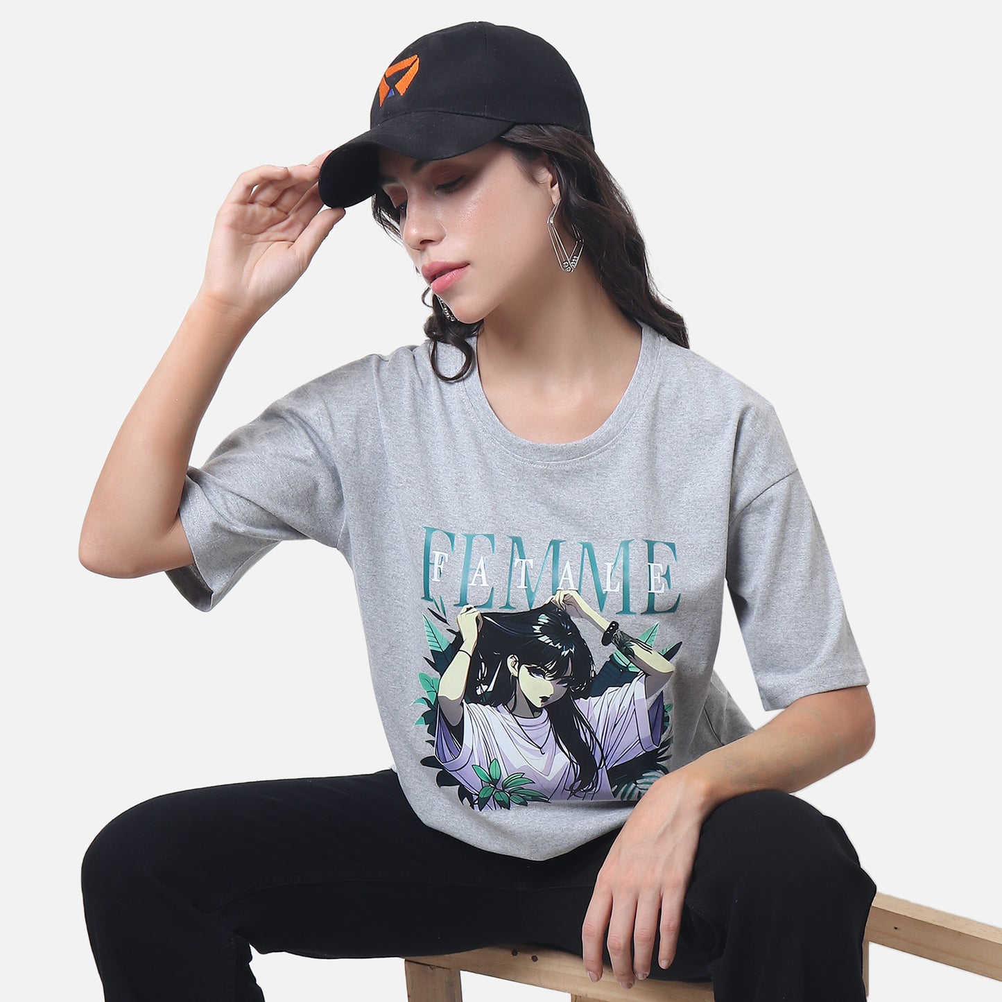 Women's Artistic Graphic T-Shirt with Anime-Inspired Design